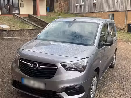 Opel Combo 1.2 110