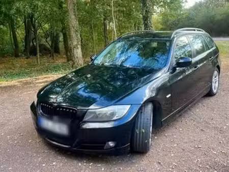 BMW Série 3 318i 2.0 143