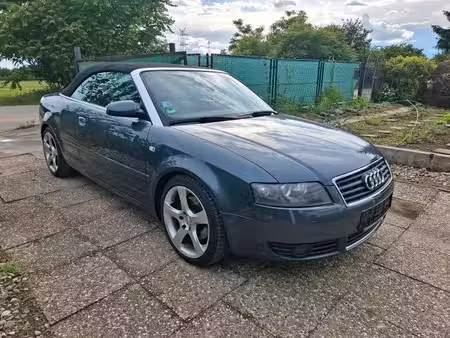 Audi A4 V6 3.0 220