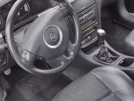 Renault Laguna 1.9 dCi 125