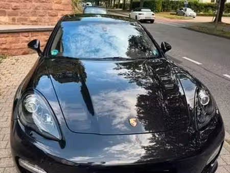 Porsche Panamera 4 V8 4.8 400