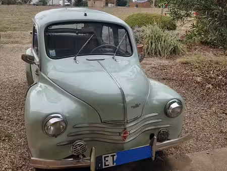 Renault 4CV