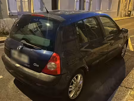 Renault Clio 1.2 75