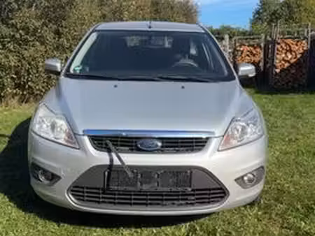 Ford Focus 1.8 125