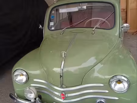 Renault 4CV