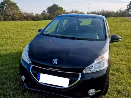 Peugeot 208 1.2 82