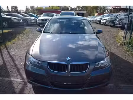 BMW Série 3 320i 2.0 150