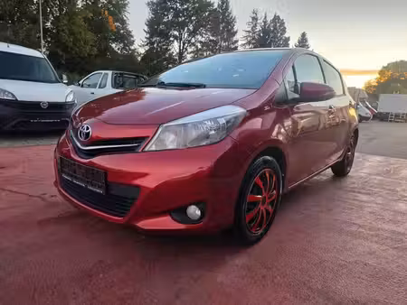 Toyota Yaris 1.3 VVT-i 99 Executive