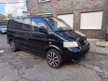 Volkswagen Transporter T5 2.5 TDI 174 Highline