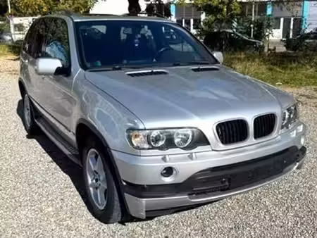 BMW X5 44i 4.4 286