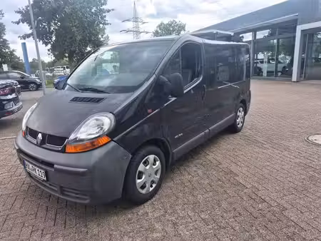 Renault Trafic 2.0 dCi 90