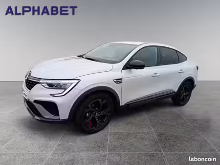 Renault Arkana E-Tech 1.6 145 RS Line