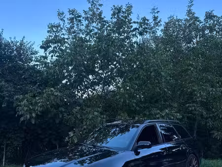 Audi A4 S4 V6 2.7 T 265 quattro