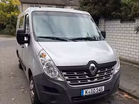 Renault Master 2.3 dCi 145