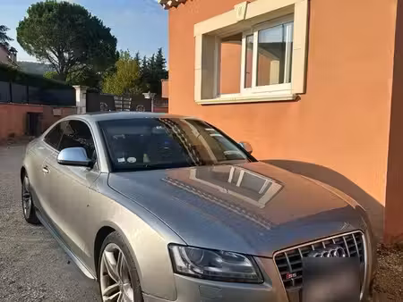 Audi A5 S5 V8 4.2 FSI 354 quattro
