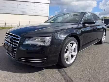 Audi A8 V6 3.0 TFSI 290 quattro