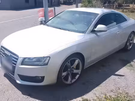 Audi A5 V6 2.7 TDI 190