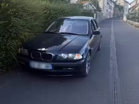 BMW Série 3 320d 2.0 136