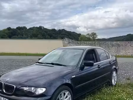 BMW Série 3 330d 3.0 204