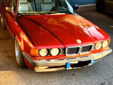 BMW Série 7 735i