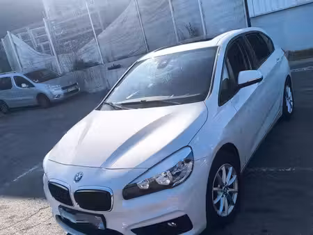 BMW Série 2 216d 1.5 116