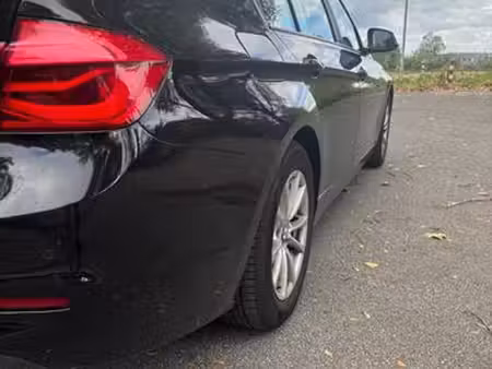 BMW Série 3 318i 1.5 136