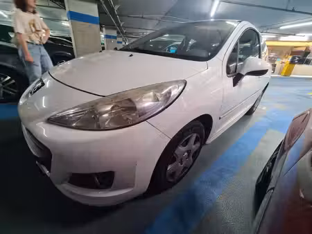 Peugeot 207 1.4 75 Forever