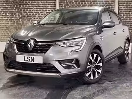Renault Arkana E-Tech 1.6 145 Business