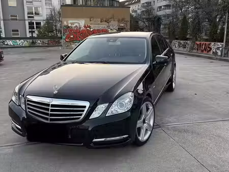 Mercedes-Benz Classe E E 200 Avantgarde