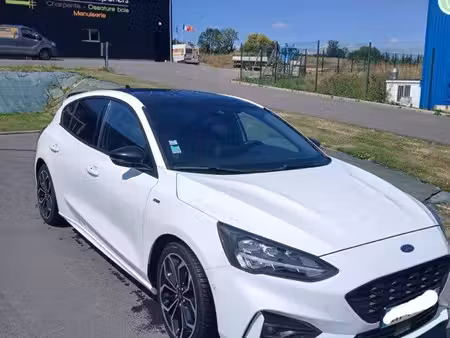 Ford Focus 1.5 EcoBoost 150 ST Line