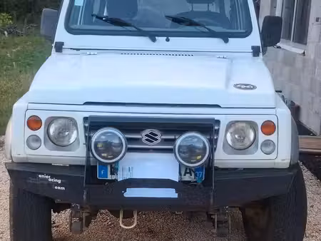 Suzuki Samurai 1.9