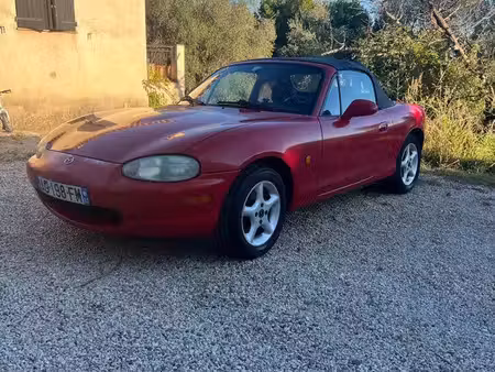 Mazda MX5 1.6 110