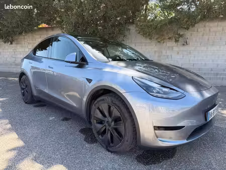 Tesla Model Y Grande Autonomie