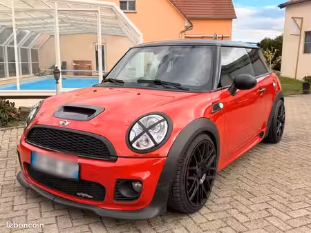 Mini Mini John Cooper Works 1.6 211