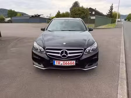 Mercedes-Benz Classe E E 200 2.1 136
