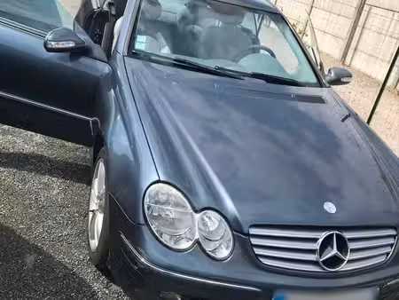 Mercedes-Benz CLK 320