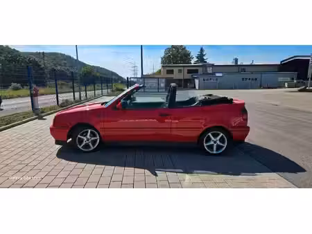 Volkswagen Golf 1.8 75