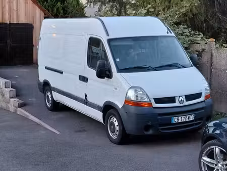 Renault Master 2.5 dCi 100