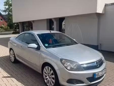 Opel Astra 1.6 105 Enjoy