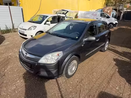 Opel Astra 1.4 90 Selection