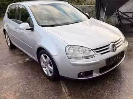 Volkswagen Golf 1.9 TDI 105