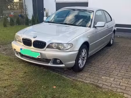BMW Série 3 318i 2.0 150