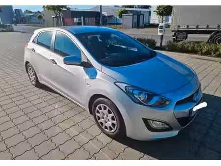 Hyundai i30 1.4 100