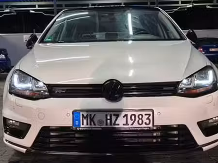 Volkswagen Golf 1.6 TDI 110 R-Line