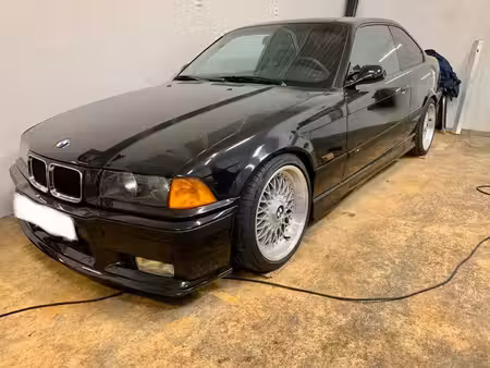 BMW Série 3 328i 2.8 193 Worldline