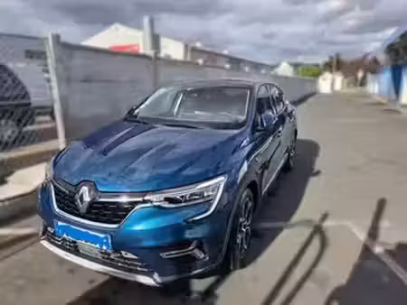 Renault Arkana E-Tech 1.6 145 Intens