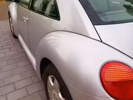 Volkswagen New Beetle 1.6 102