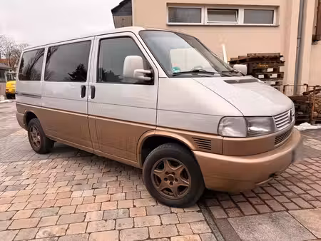 Volkswagen Transporter T4 2.5 TDI 102