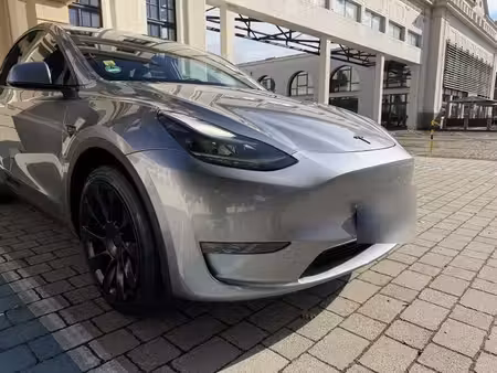 Tesla Model Y Grande Autonomie 4x4