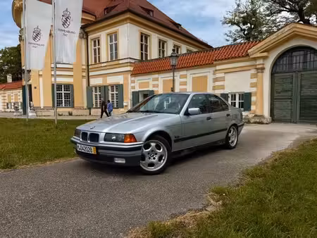 BMW Série 3 320i 2.0 150